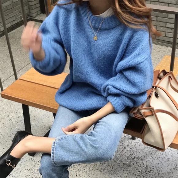 NWT oversized blue sweater - Picture 2 of 10